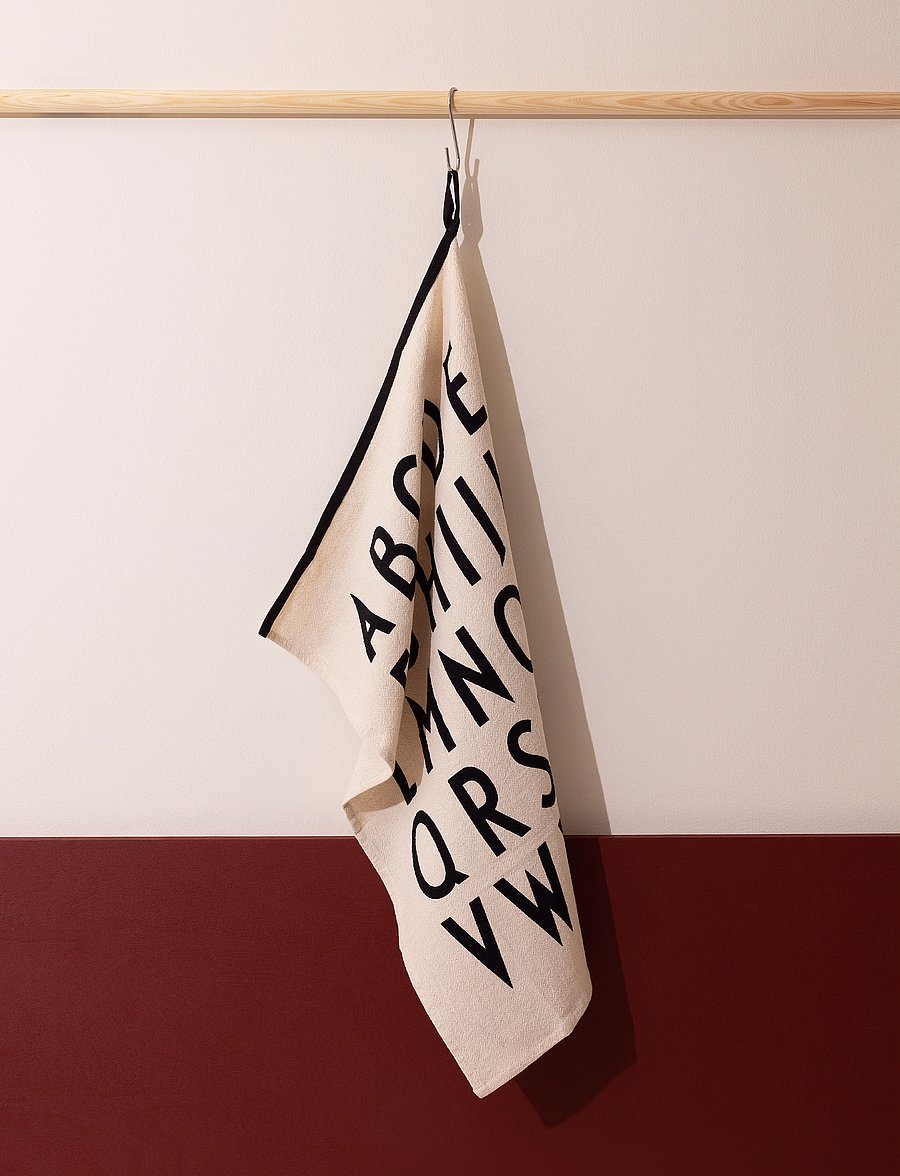 Design Letters - Premium Classic Tea towel - viskustykki - natural / black - 0
