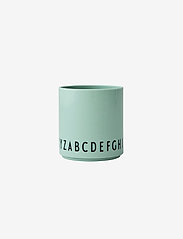 Design Letters - Eat & Learn kids cup (Tritan) - die niedrigsten preise - green - 0
