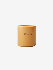 Design Letters - Mini Favourite cup (Tritan) - laagste prijzen - mustard - 1