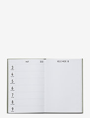 Design Letters - Calendar 2021 - de laveste prisene - darkgreen 5507u - 1