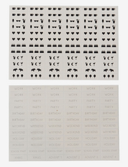Design Letters - Wall Calendar 2023 - de laveste prisene - lavender 5225c - 2