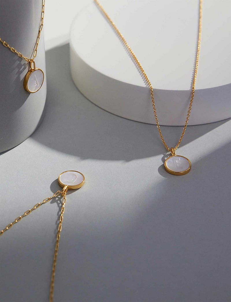 Design Letters - Pearl charm Gold A-Z - anhänger - gold - 3