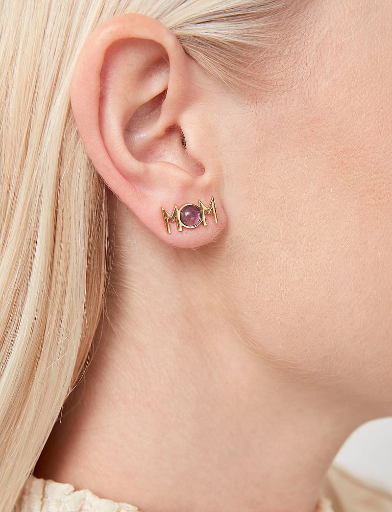 Design Letters - MOM Ear climber Gold (1 set of 2 pcs) - Ørestikker - purple - 0