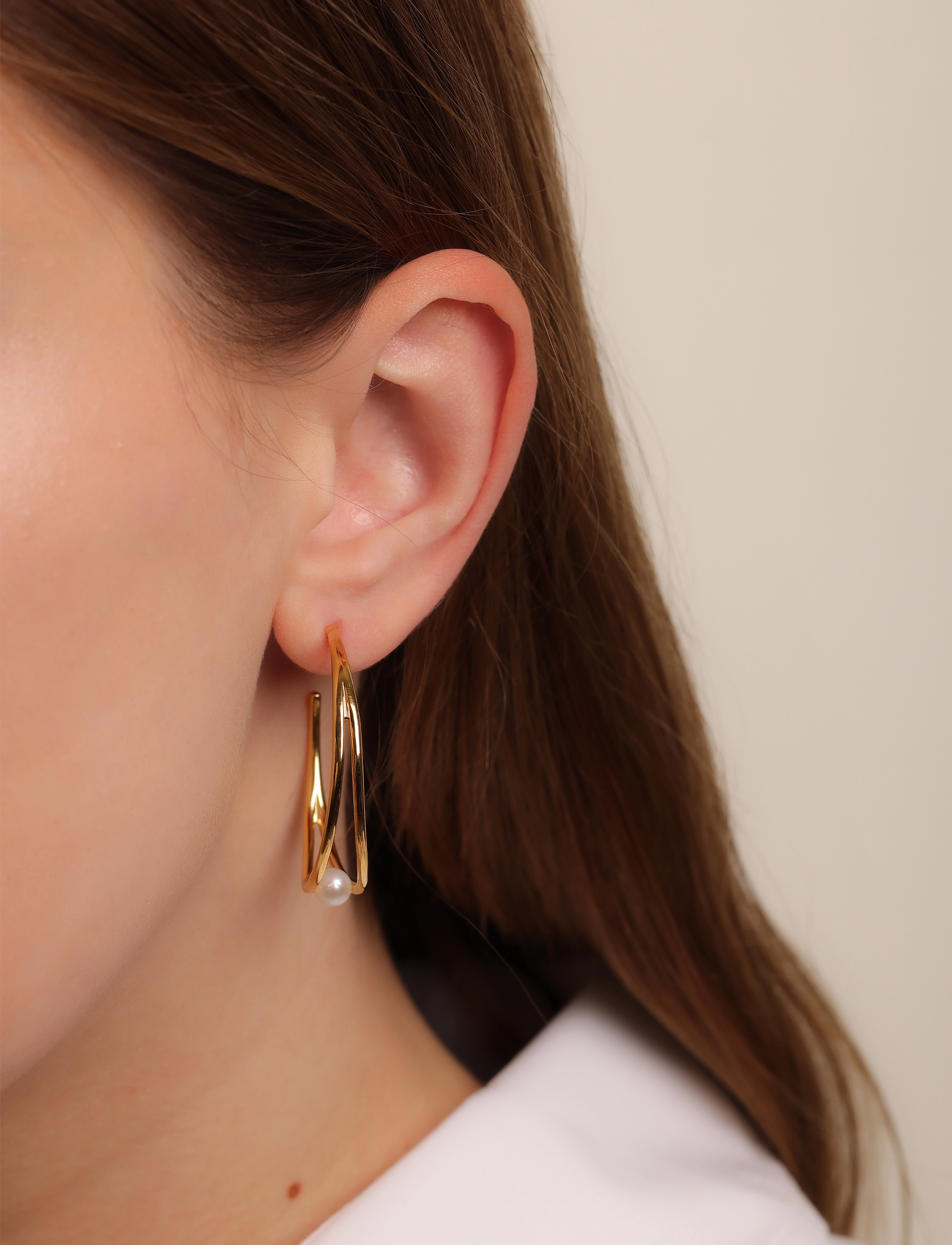 Design Letters Pearl Drop Double Hoop Gold Plated, One Size, Earrings, - Hoops, Frauen