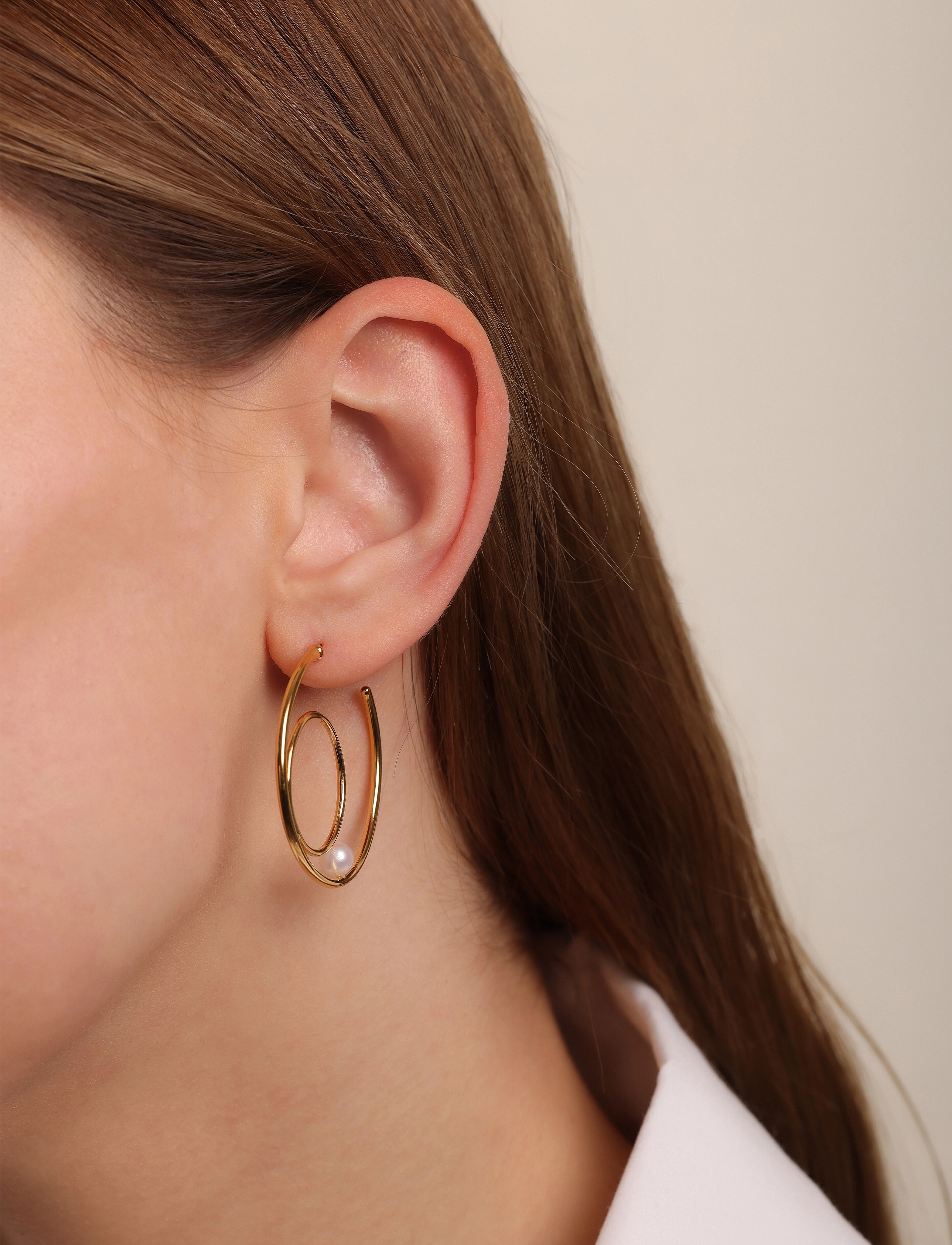 Design Letters Peal Drop Circle Hoop Gold Plated, One Size, Earrings, - Hoops, Frauen