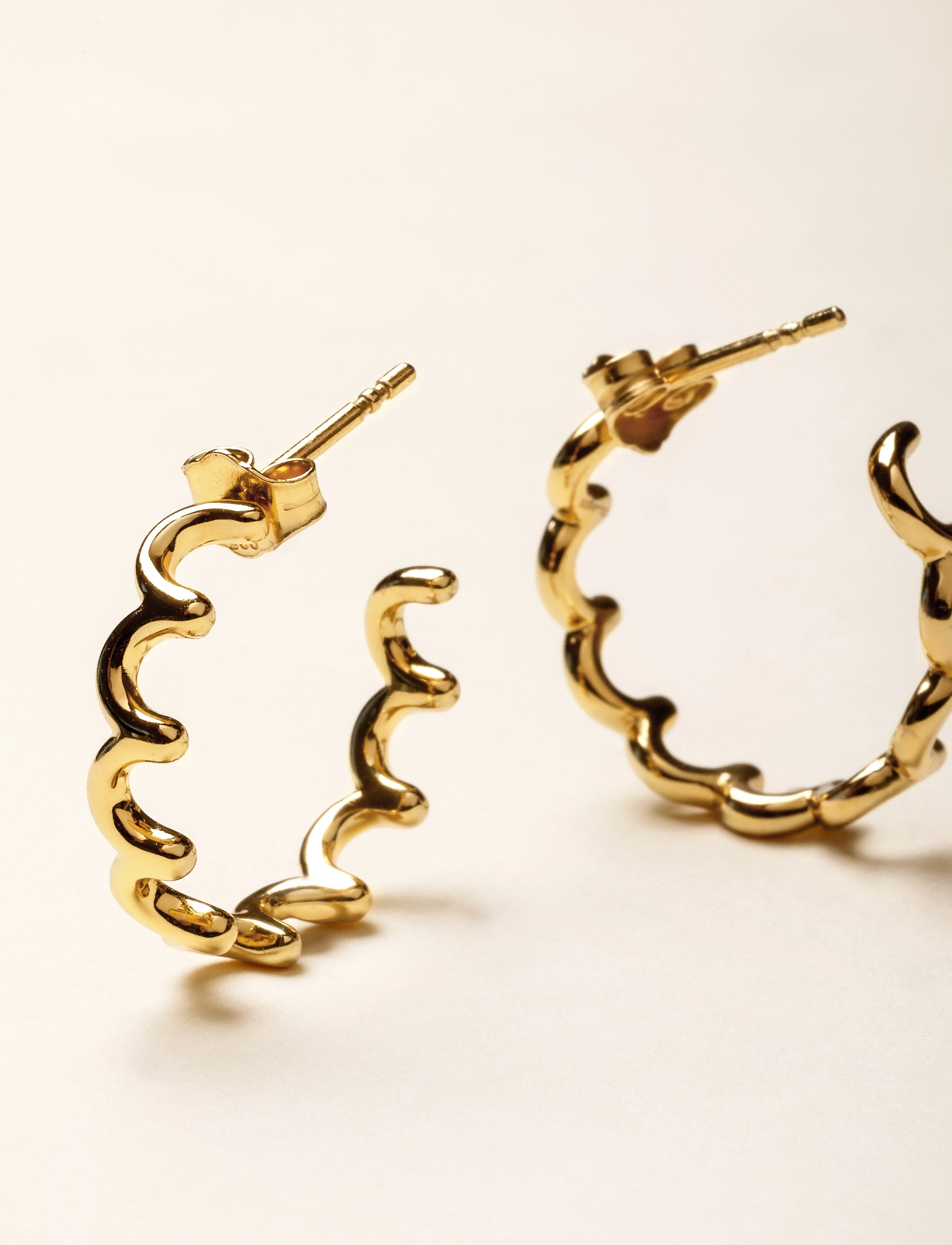 Design Letters Lace Earring Hoop (Set Of 2 Pcs) dam – bild 2