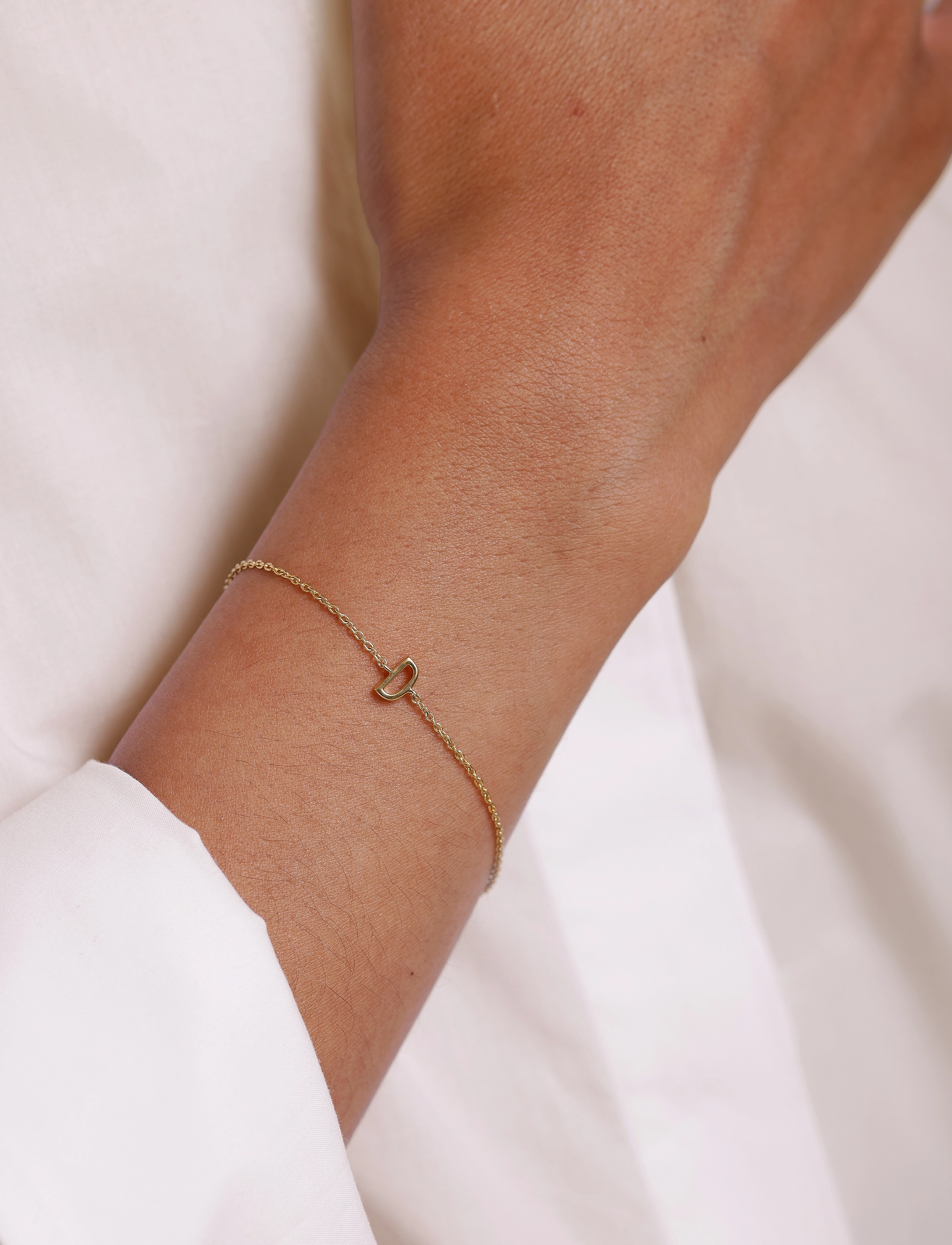 Design Letters Archetype Bracelet - A-Z Gold Plated, L:21 cm, Gold, Armbånd > Kædearmbånd, Dame
