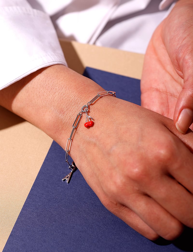 Design Letters - Ruth large chunky charm lock bracelet, silver - kedjehalsband - silver - 3