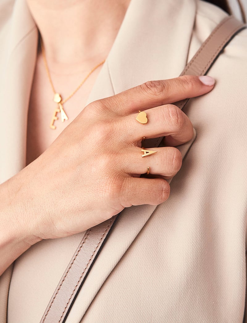 Design Letters - Ring A-Z Gold - ringe - gold - 0