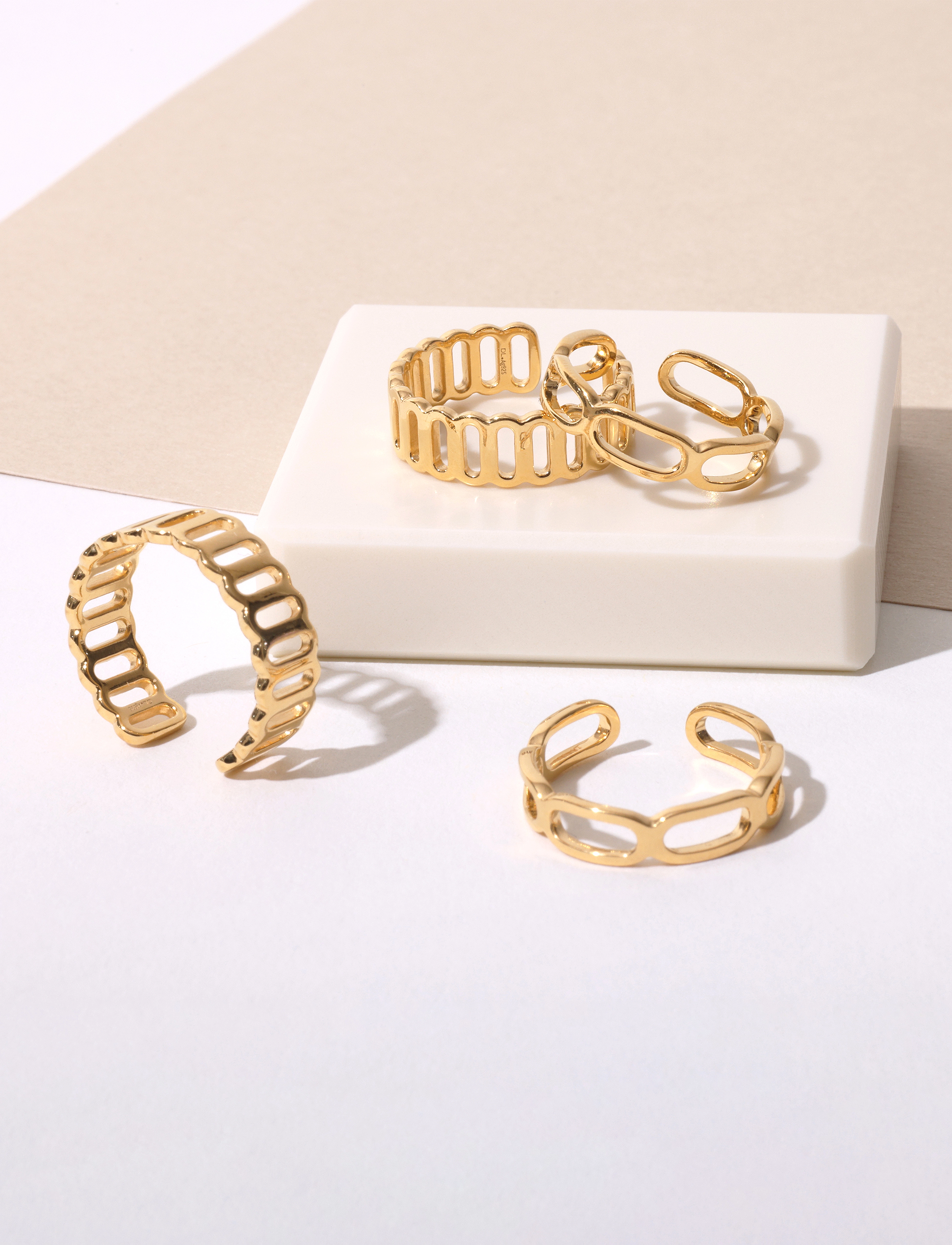 Design Letters - Link Together Ring - sõrmused - gold - 2