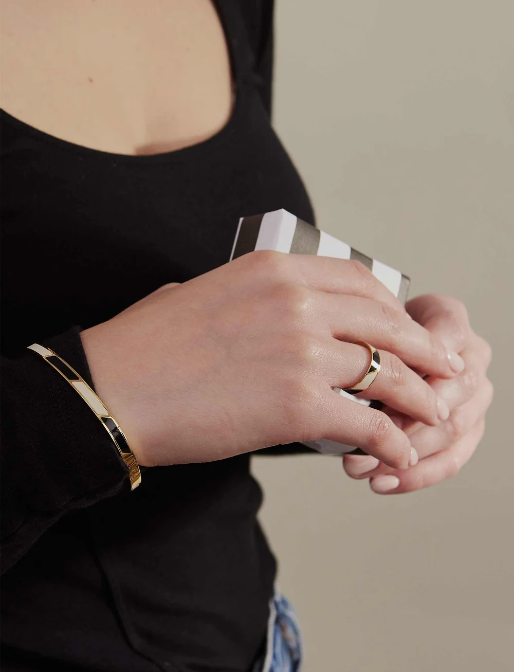 Design Letters - Striped Candy Ring - ringe - black + a055 - 0