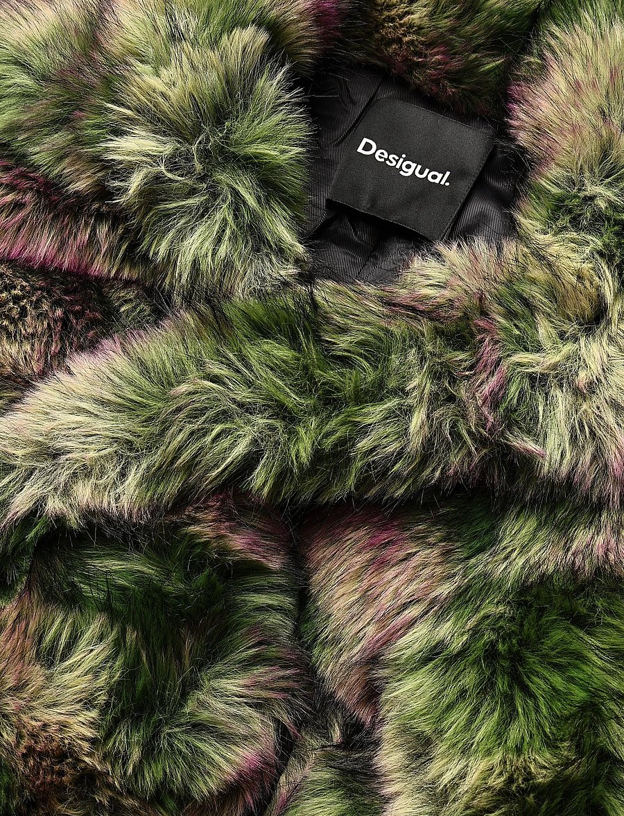 Desigual - FAKE FUR_CAMOMILLE_LACROIX - faux fur jakker - green - 5