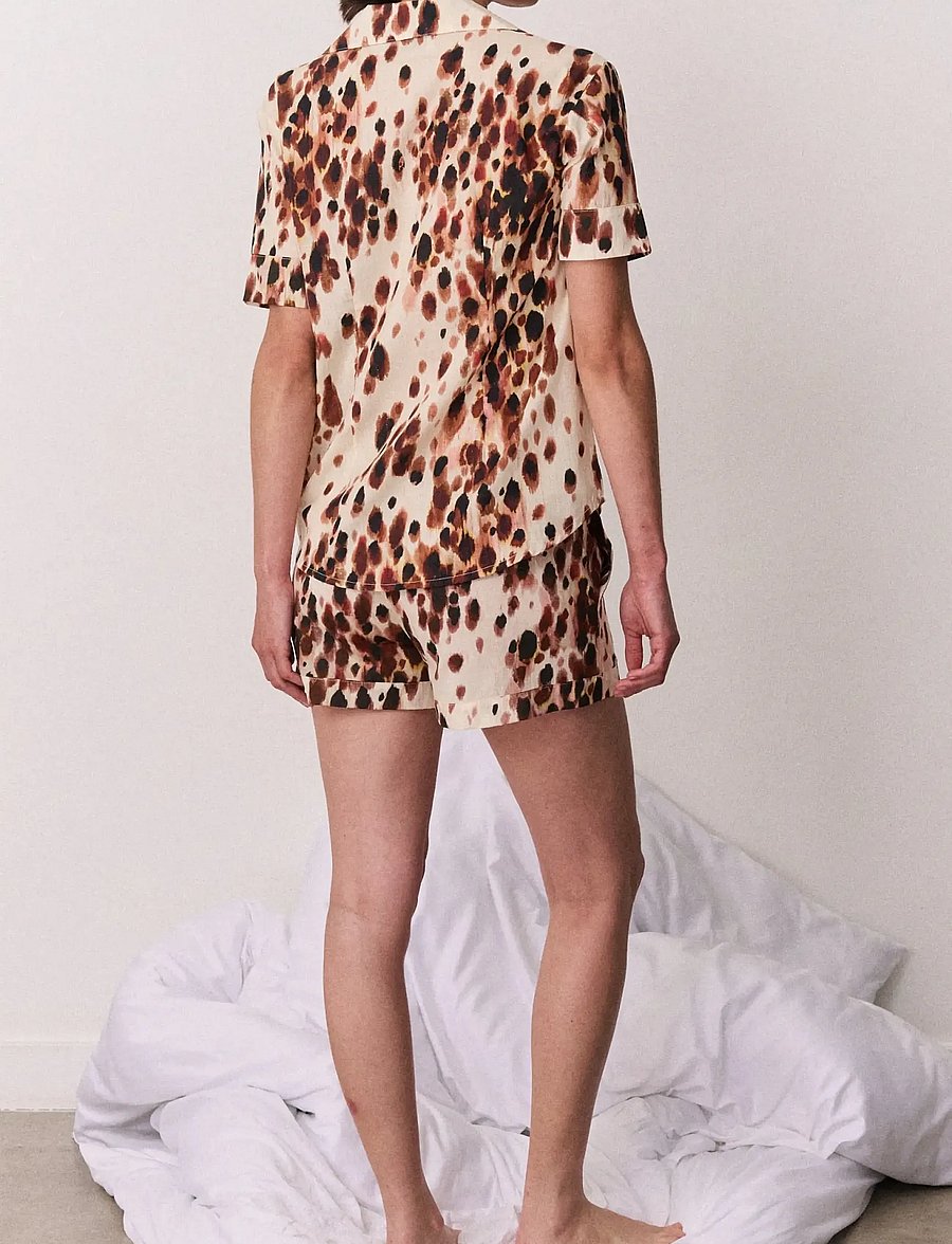 Desmond and Dempsey - Leopard Short Sleeve Pyjama Set - pyjamas - brown - 4