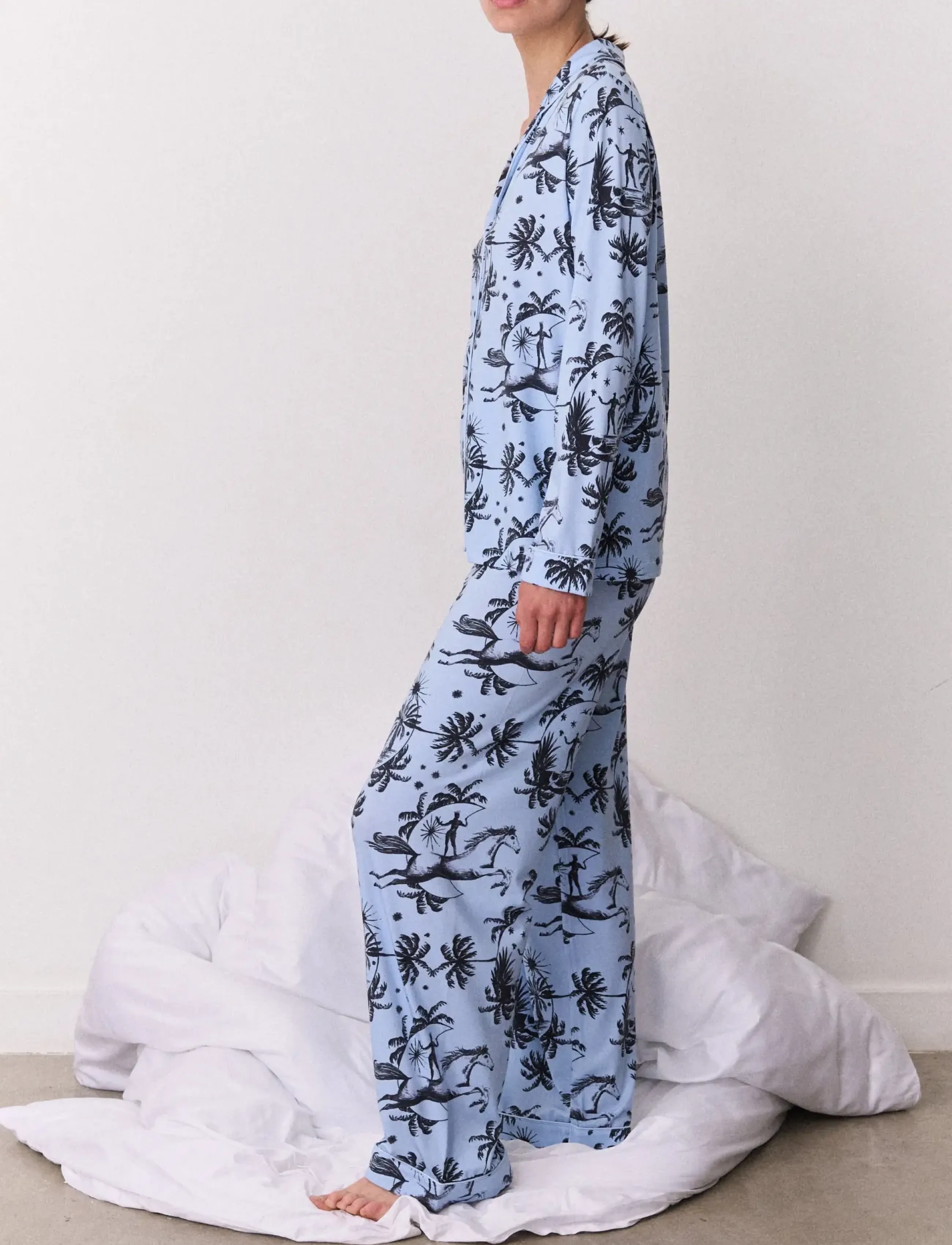 Desmond and Dempsey - Tigress Jersey Long Pyjama Set - pyjamas - blue/black - 3
