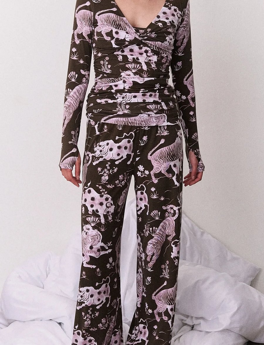 Desmond and Dempsey - Plain Jersey Twist Set - pyjamas - chocolate inverted - 0