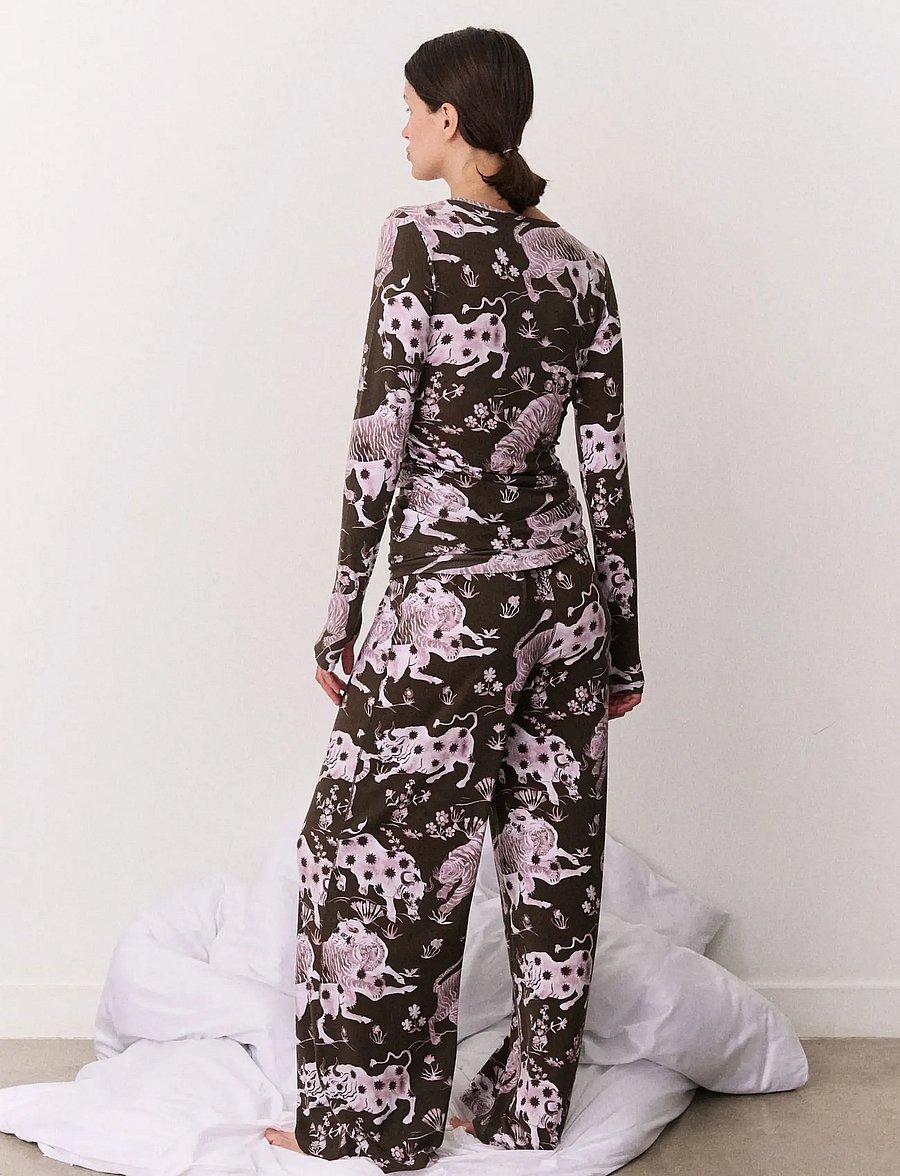 Desmond and Dempsey - Plain Jersey Twist Set - pyjamas - chocolate inverted - 5