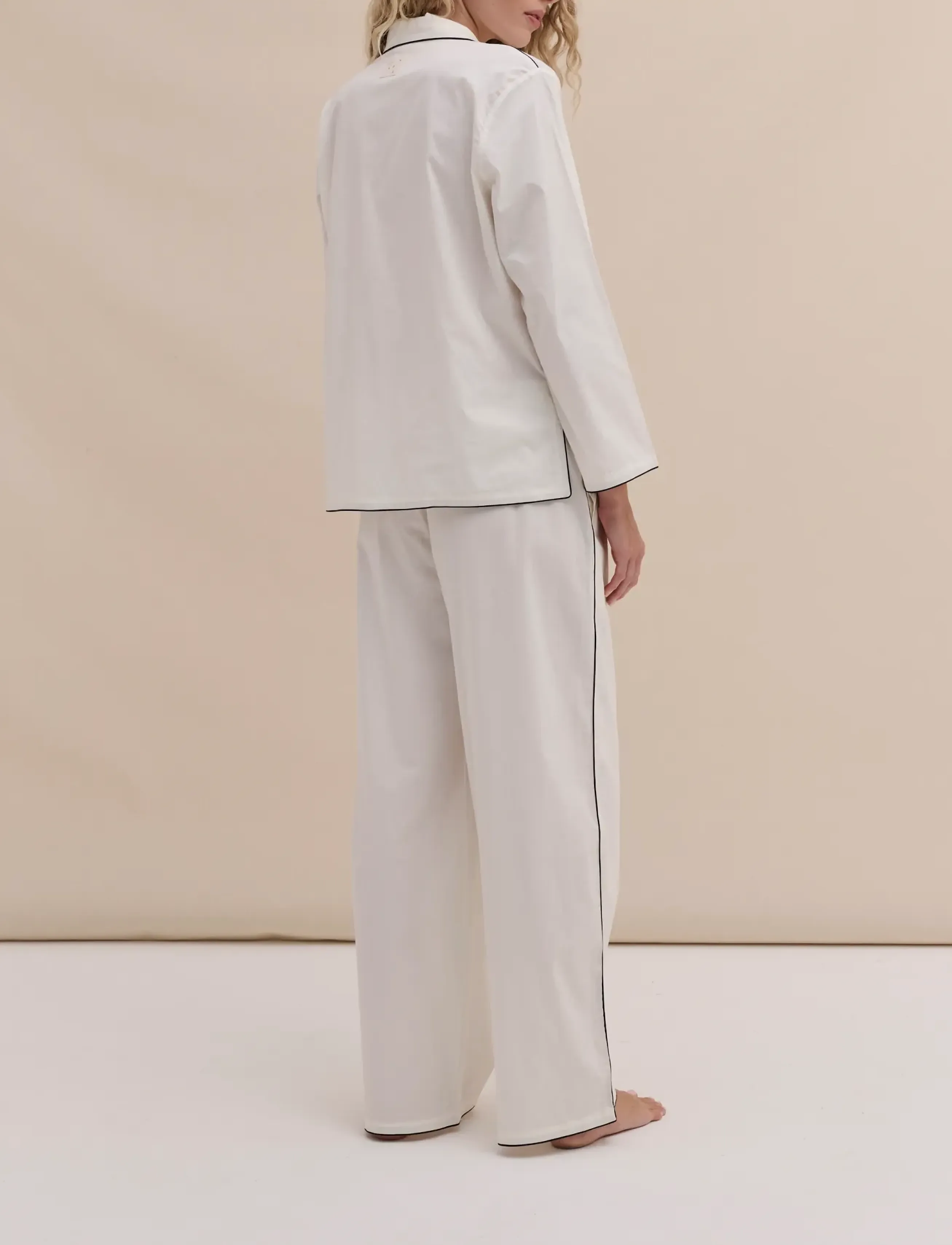 Desmond and Dempsey - 402 Long Pyjama Set - pyjamas - cream - 3