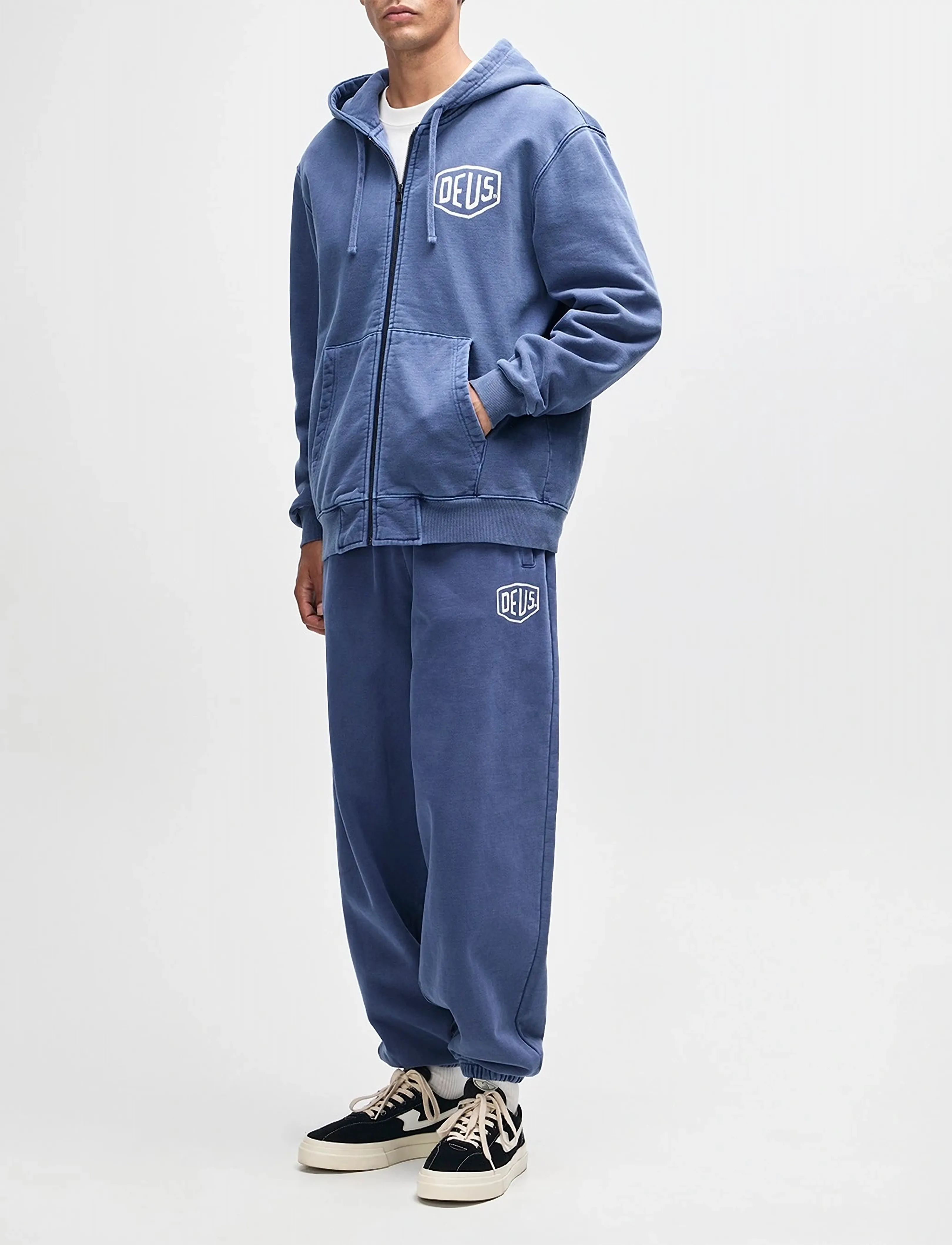 Deus Ex Machina - Shield Garment Dyed Zip Hoodie - hættetrøjer - mechanic blue - 5