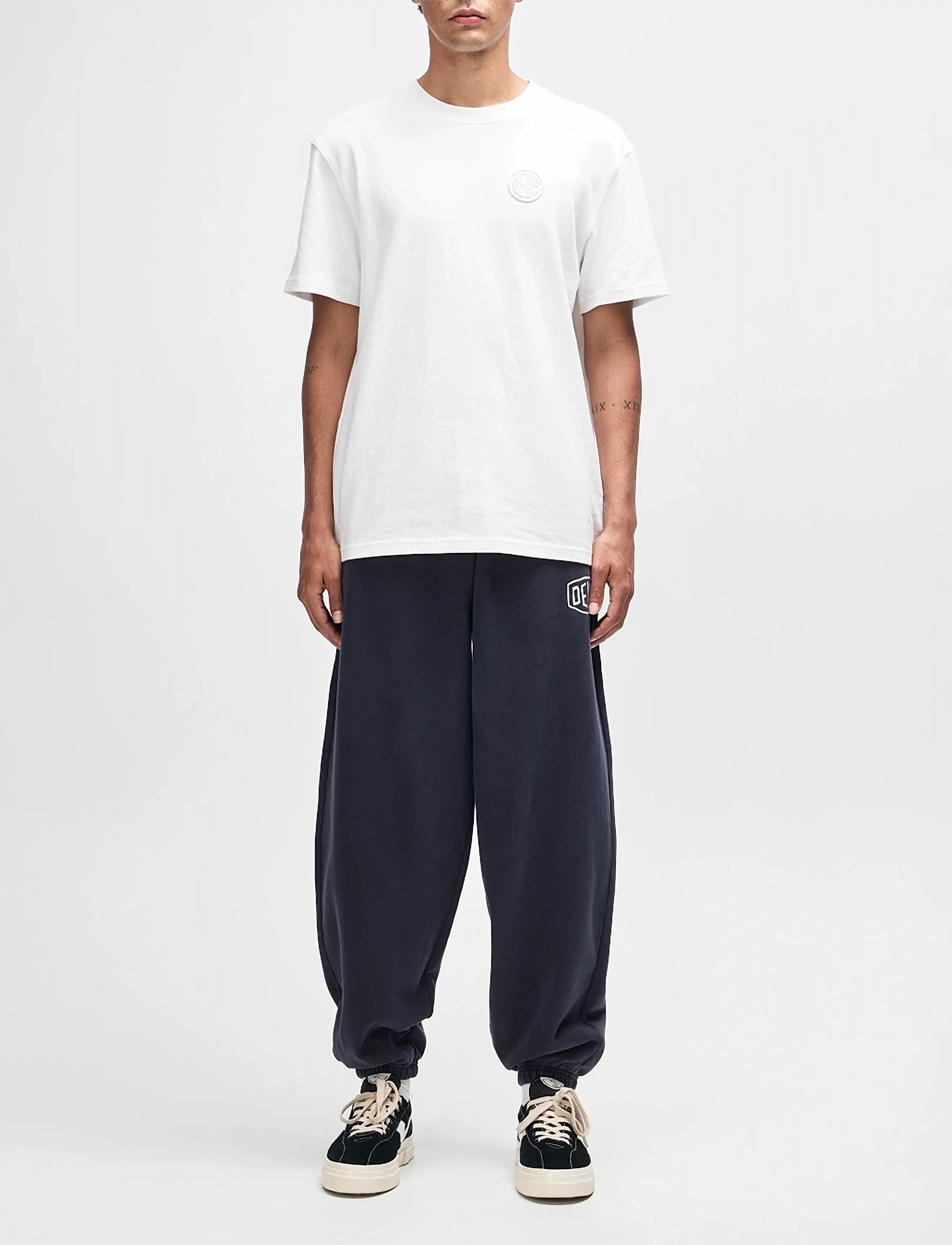 Deus Ex Machina - Shield Garment Dyed Track Pant - sweatpants - black - 4