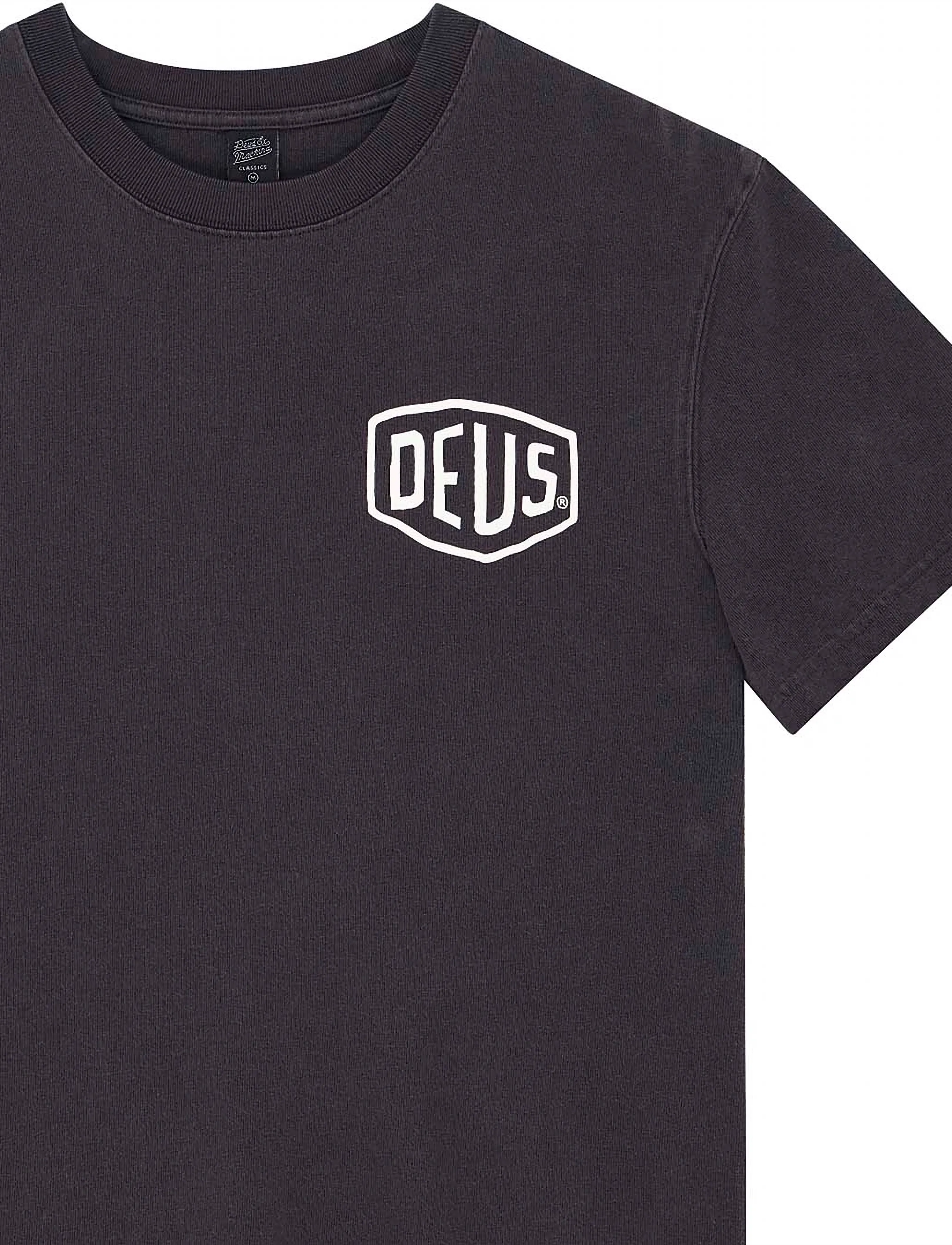 Deus Ex Machina - Shield Garment Dyed Tee - kortärmade t-shirts - black - 5