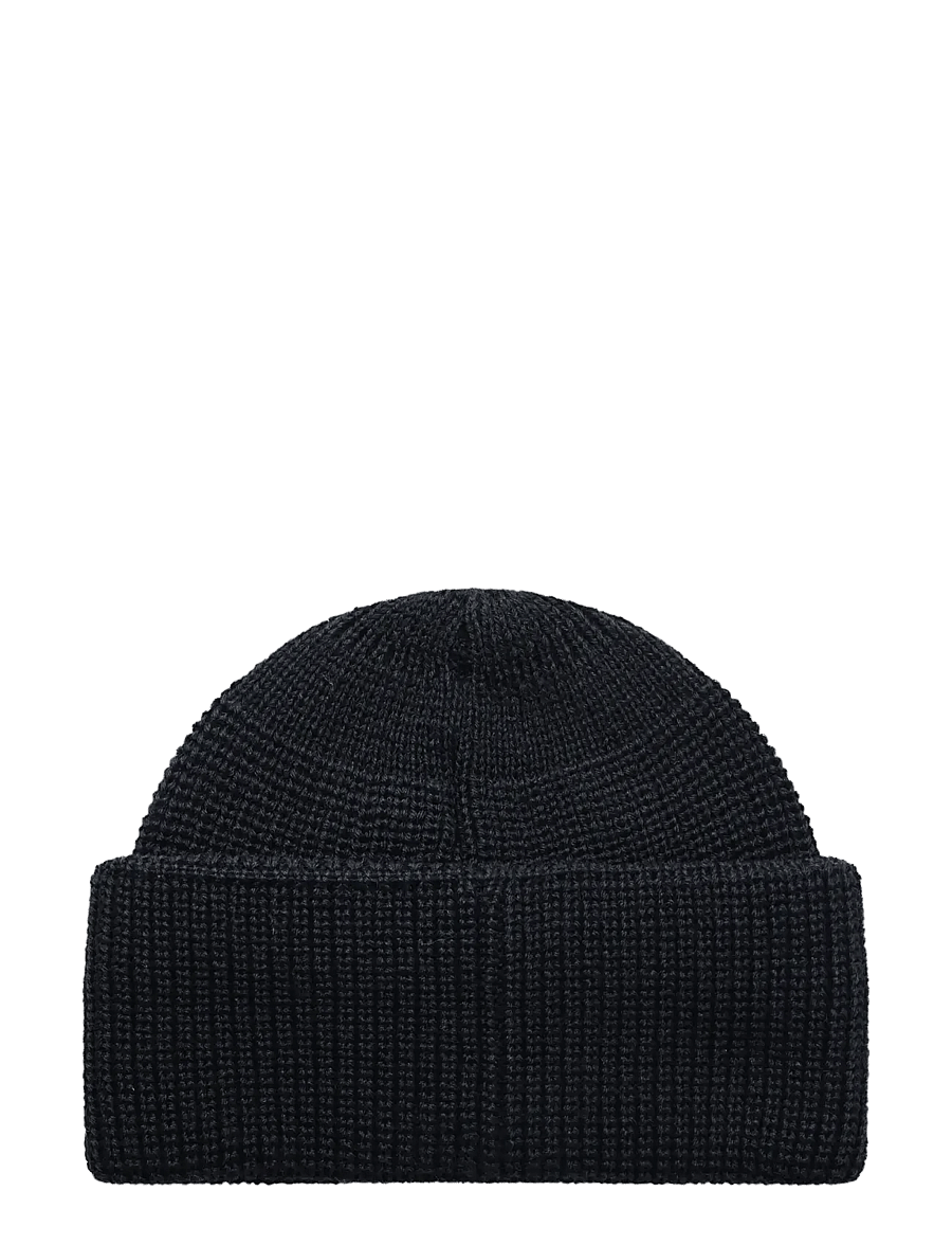 Deus Ex Machina - Crosland Beanie - shop by style - black - 1