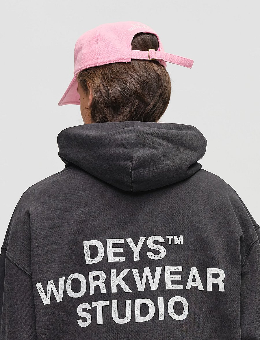 DEYS - Hillside Print Hoodie - kapuutsiga pusad - washed black - 4