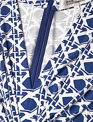 Diane von Furstenberg - DVF DOROTHEE DRESS - kesämekot - vintage cane med midnight blue - 2