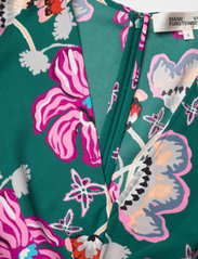 Diane von Furstenberg - DVF ANABA S/S DRESS - festtøj til outletpriser - tiger lily med quetzal green - 2