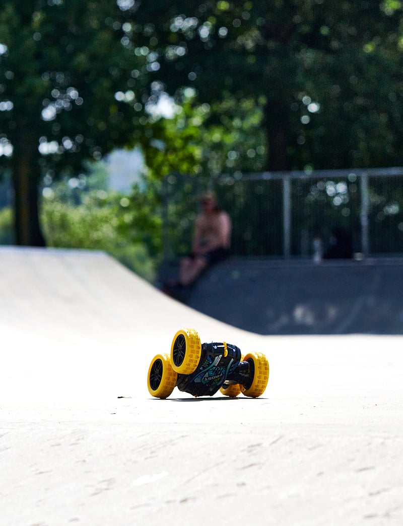 Dickie Toys - Dickie Toys Fire'N Frost Flippy Radio Controlled Car, 16 cm - ferngesteuertes spielzeug - multi coloured - 5