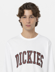 Dickies - AITKIN TEE LS - laveste priser - white/fired brick - 4