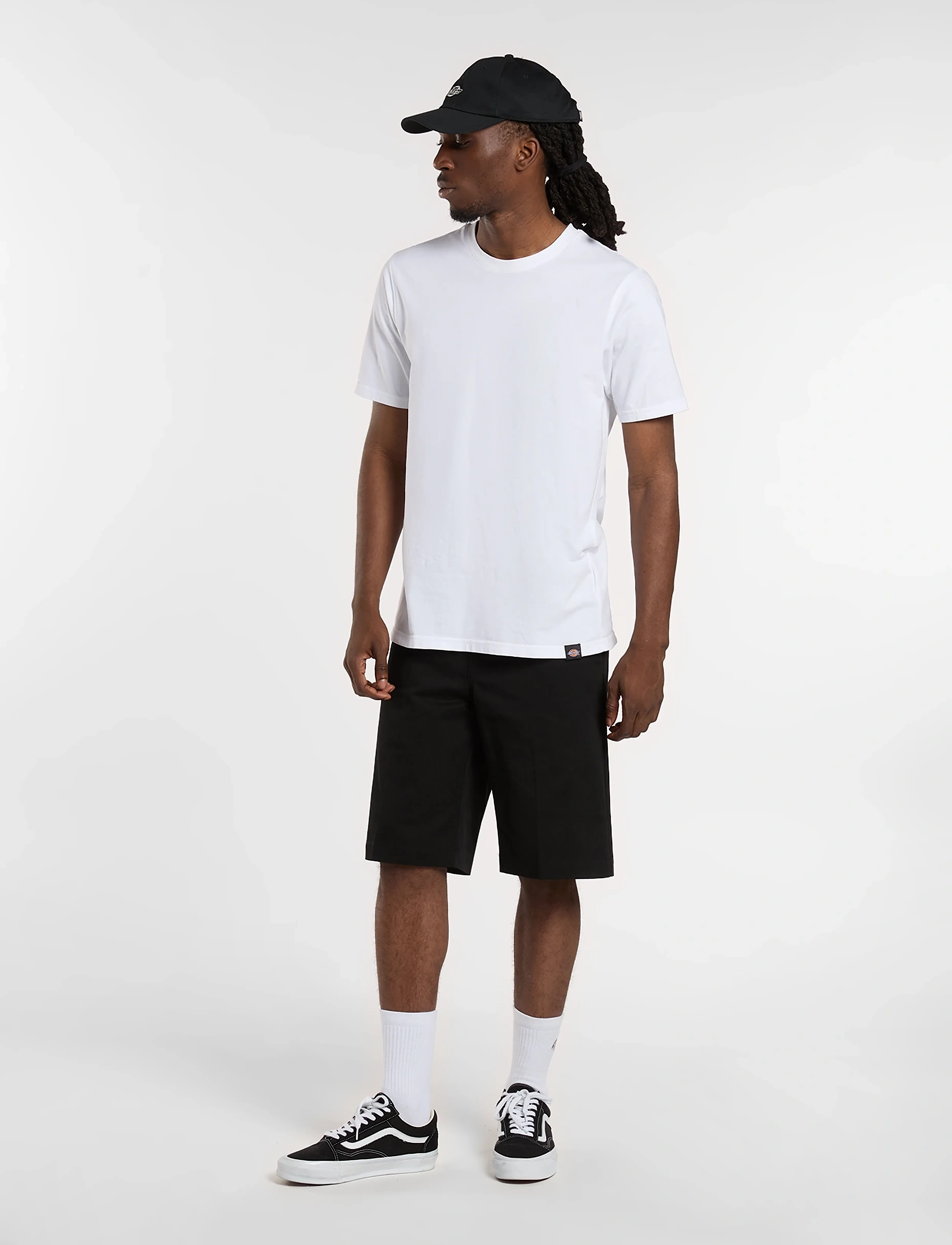 Dickies - 247 SHORTS - chinos shorts - black - 4