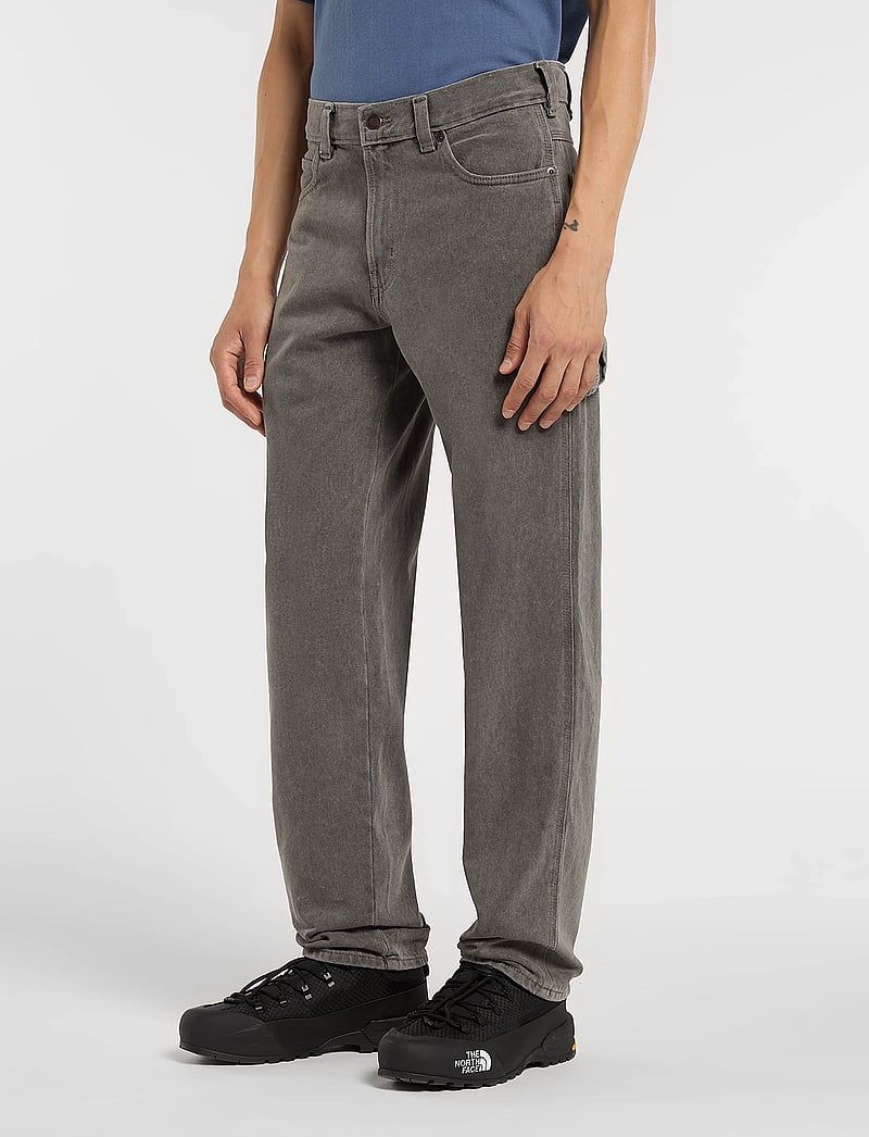 Dickies - 993 REGULAR TAPERED CARPENTER JEANS - tapered jeans - grey wash tntd - 4