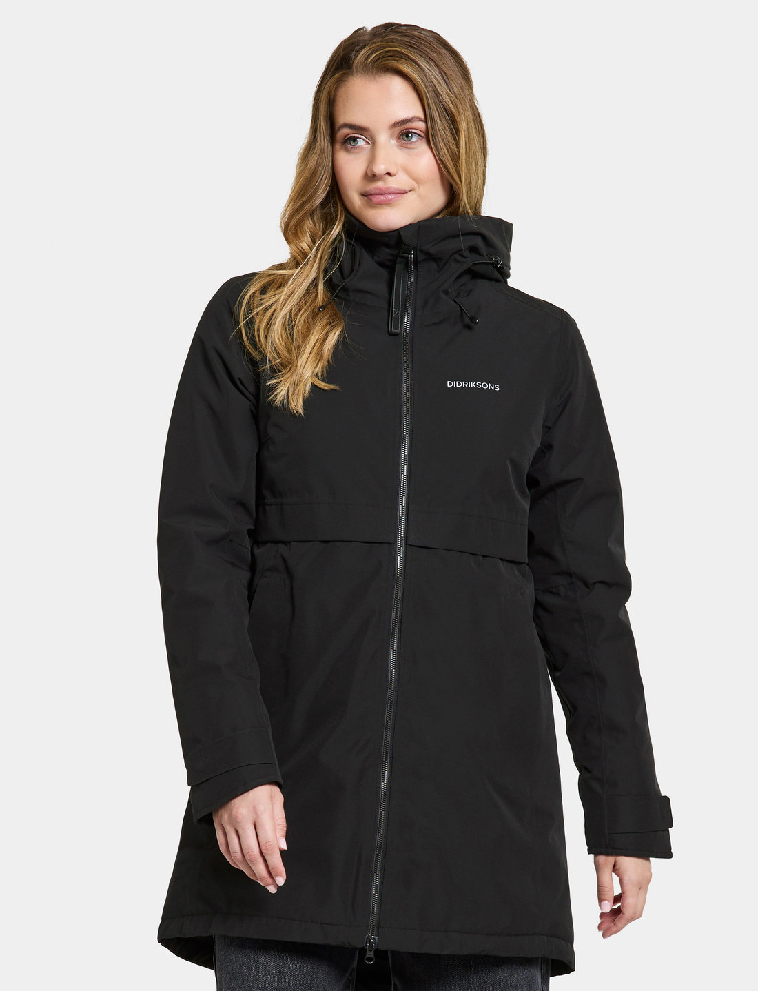 Didriksons Helle Wns Parka 5 - 110 €. Buy Parka Coats from Didriksons  online at Boozt.com. Fast delivery and easy returns