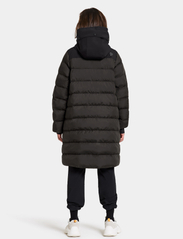 Didriksons - FAY WNS PARKA - winter coats - black - 8