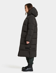 Didriksons - NOMI WNS PARKA LONG - padded coats - black - 5