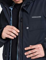 Didriksons - DREW USX PARKA 7 - winter jackets - dark night blue - 9