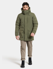 Didriksons - AKILLES USX PARKA - winter jackets - deep green - 3