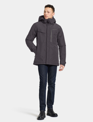 Didriksons - STEFAN USX JKT - winter jackets - black - 3