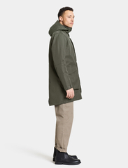 Didriksons - ANDREAS USX PARKA - Žieminės striukės - deep green - 6