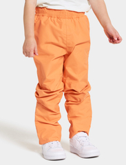 Didriksons - IDUR KIDS PANTS 4 - spodnie z powłoką shell i przeciwdeszczowe - papaya orange - 2