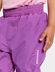 Didriksons - IDUR KIDS PANTS 4 - spodnie z powłoką shell i przeciwdeszczowe - tulip purple - 7