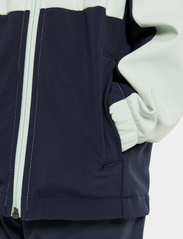 Didriksons - TROEL KDS JACKET 4 - softshell jackets - pale mint - 9