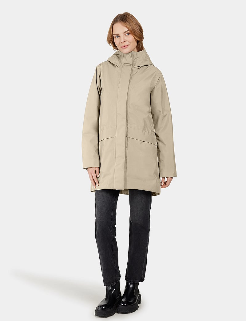 Didriksons - CAJSA WNS PARKA 6 - jacken - almost beige - 0