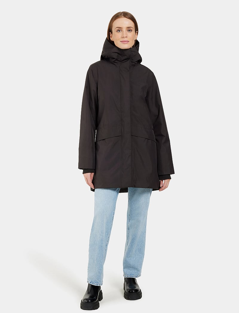 Didriksons - CAJSA WNS PARKA 6 - parkatakit - black - 3