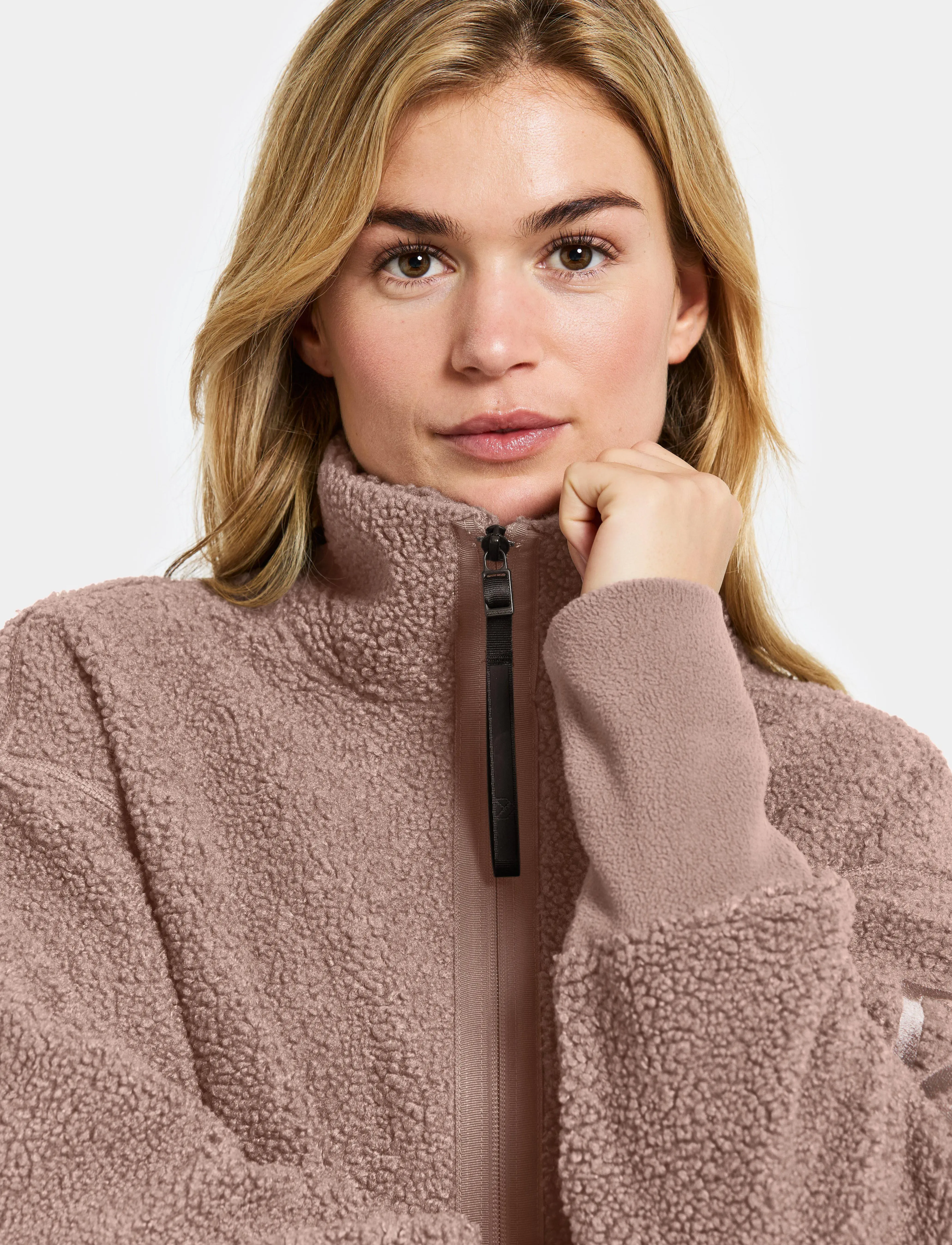 Mella Full-Zip 6