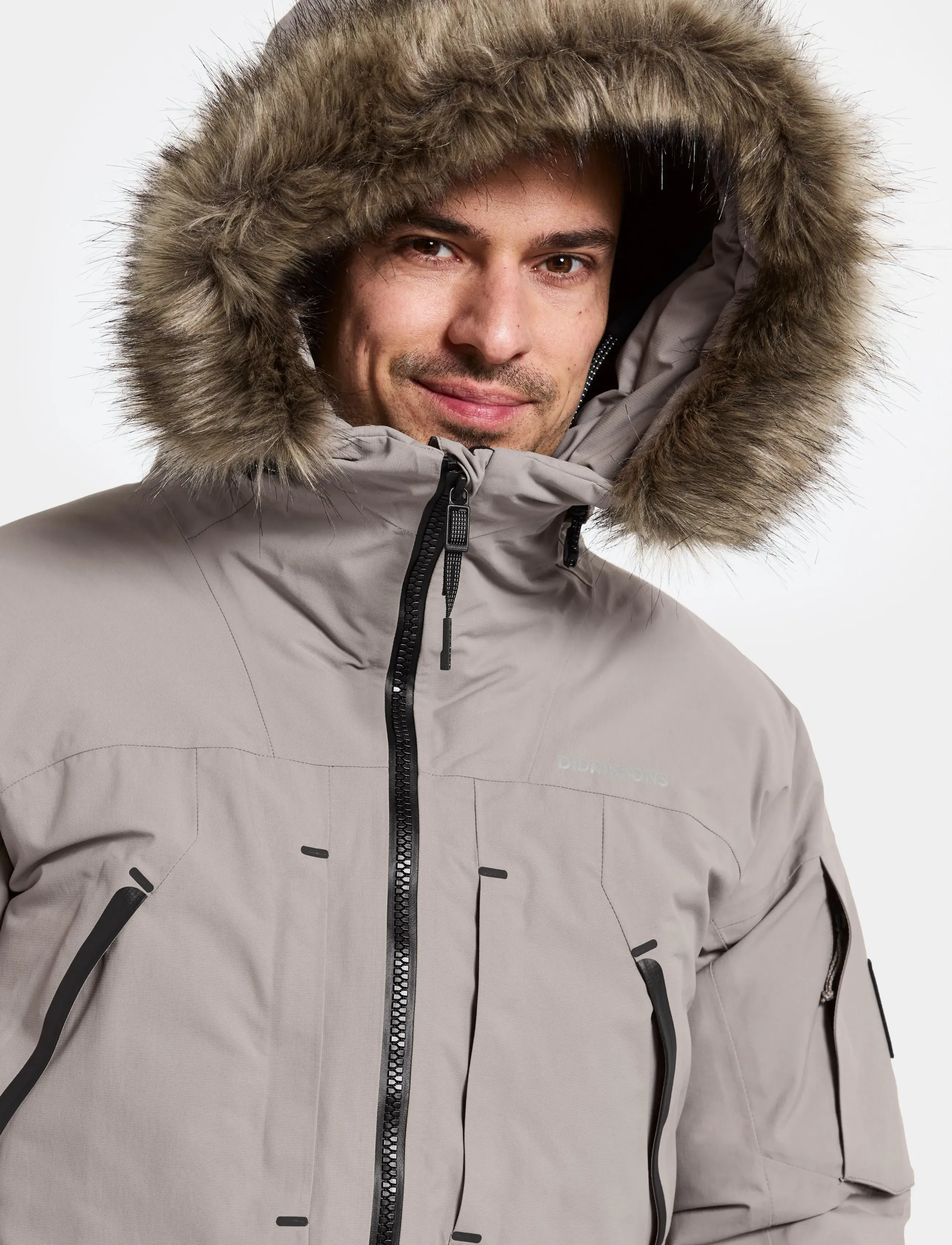 Didriksons Men's Zeus Parka 2 vinterjackor – bild 7