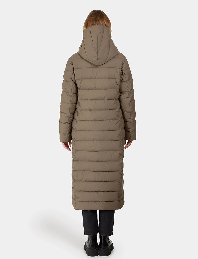 Didriksons - STELLA WNS PARKA L 5 - vinterjackor - walnut - 5