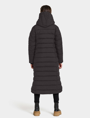 Didriksons - SILVA WNS PARKA L - padded coats - black - 3