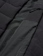 Didriksons - SILVA WNS PARKA L - padded coats - black - 10