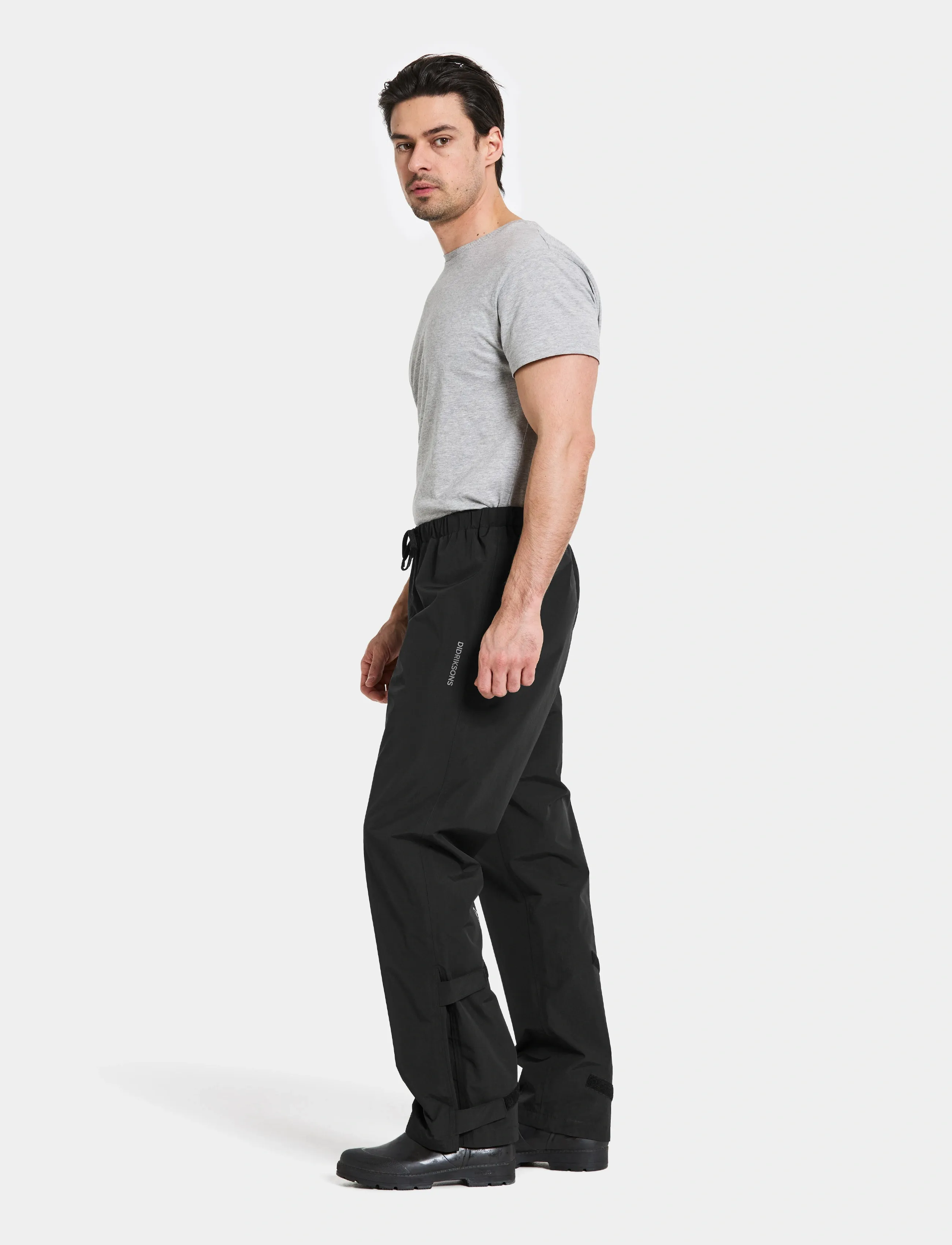Didriksons - GRIT USX PANTS 4 - fritidsbukser - black - 4